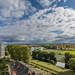Salt Island Sea And Harbor View By Renters Lejlighed Kołobrzeg